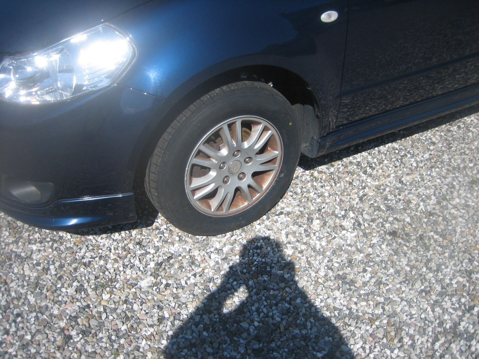 Blå Suzuki SX4 fra 2011