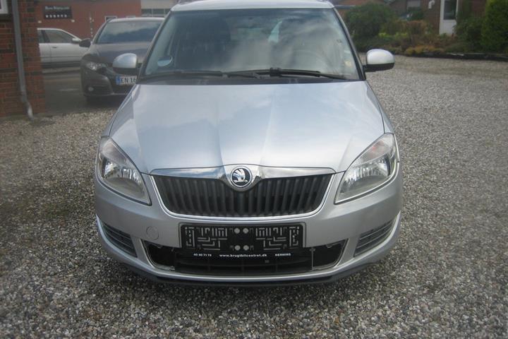 Sølv Skoda Fabia fra 2014