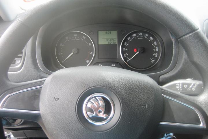 Sølv Skoda Fabia fra 2014