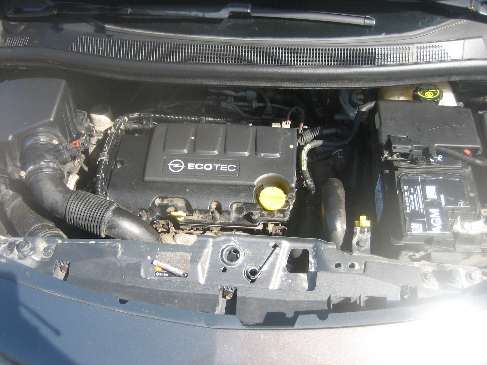 Grå Opel Meriva fra 2014