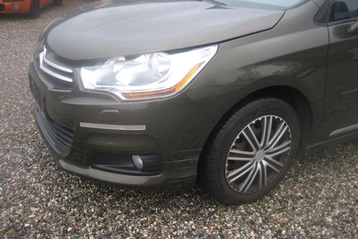 Brun Citroën C4 fra 2013