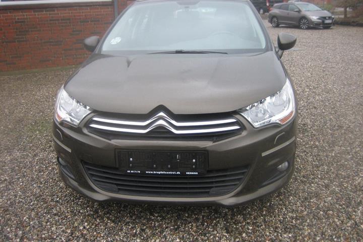 Brun Citroën C4 fra 2013