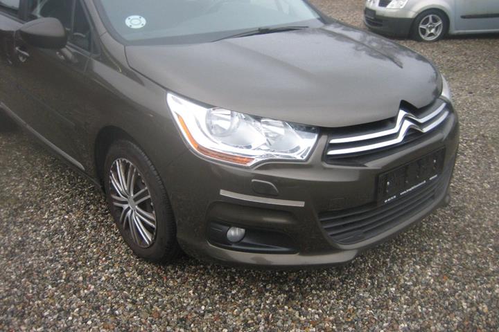 Brun Citroën C4 fra 2013