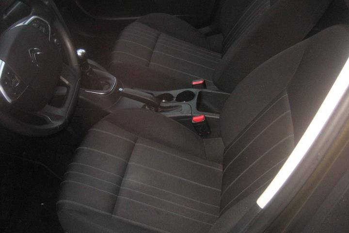 Brun Citroën C4 fra 2013