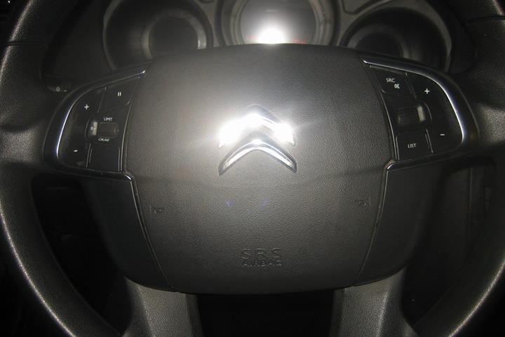 Brun Citroën C4 fra 2013