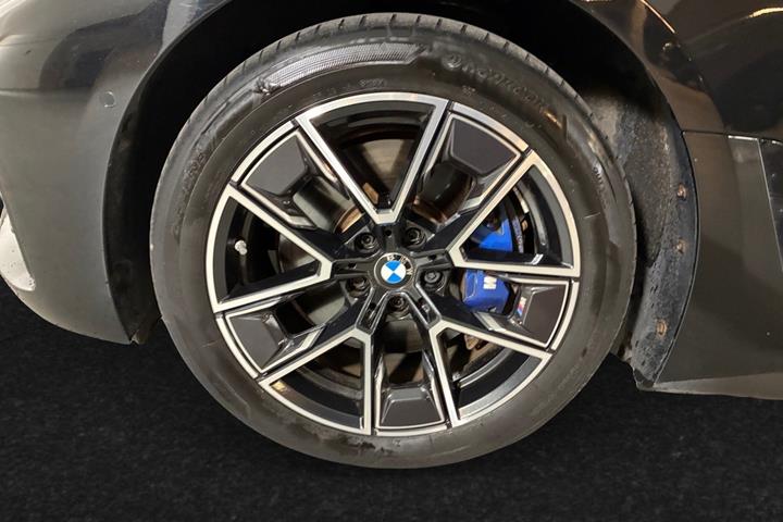 Sort BMW i4 fra 2025