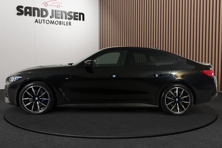 Sort BMW i4 fra 2025