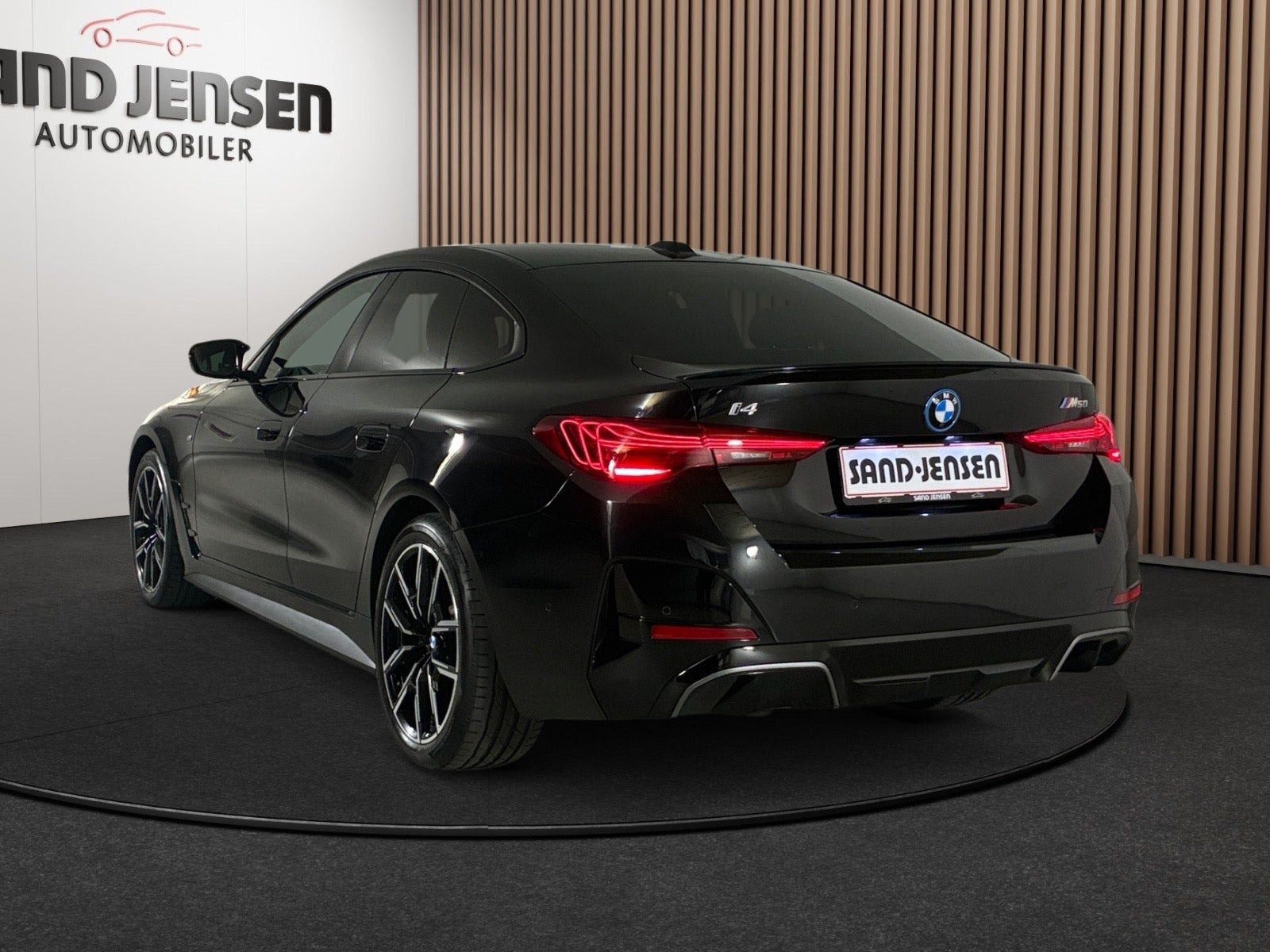 Sort BMW i4 fra 2025