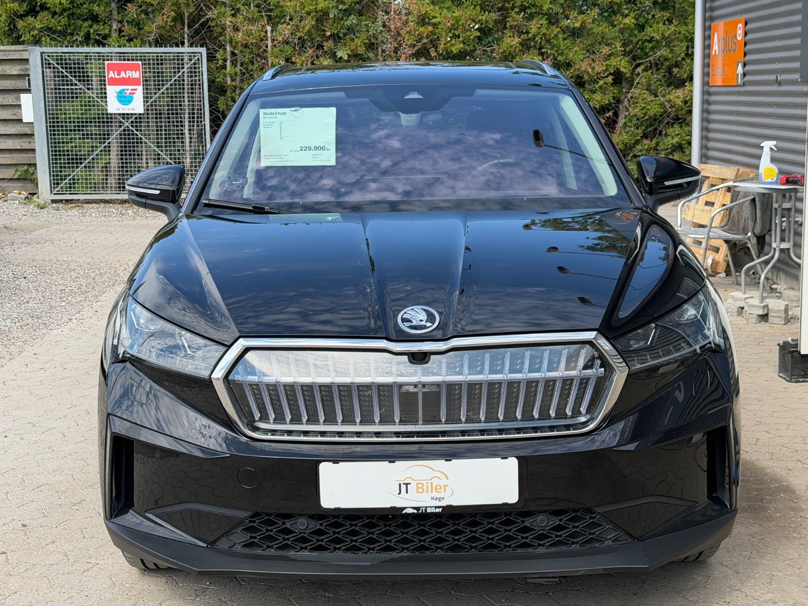 Sort Skoda Enyaq fra 2022