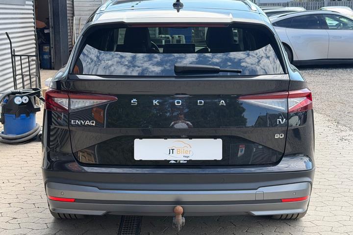 Sort Skoda Enyaq fra 2022