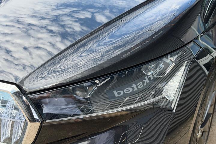 Sort Skoda Enyaq fra 2022