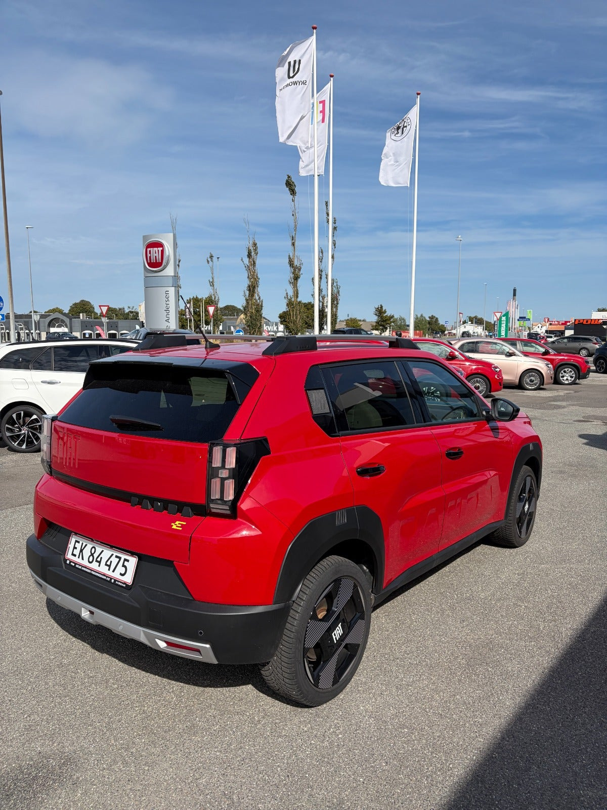 Rød Fiat Grande Panda fra 2025