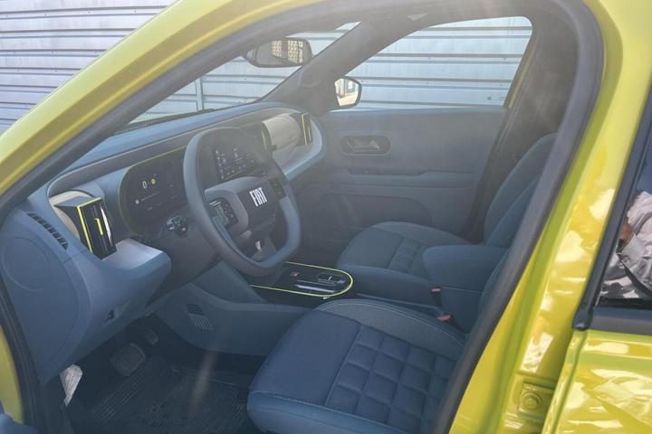 Gul Fiat Grande Panda fra 2025