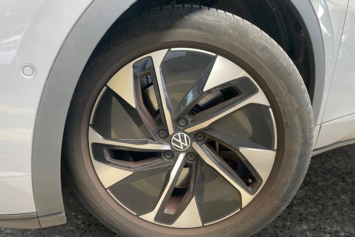Grå VW ID.5 fra 2022