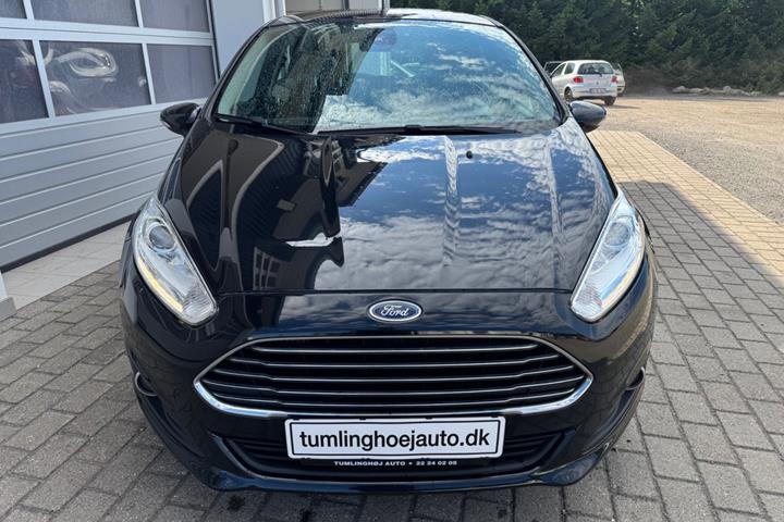 Sort Ford Fiesta fra 2015