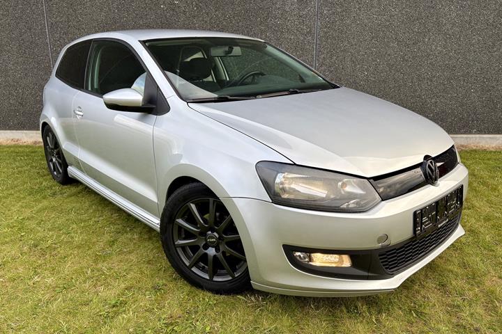 Sølv VW Polo fra 2013