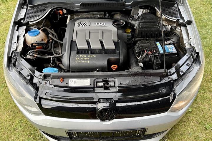 Sølv VW Polo fra 2013