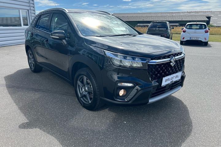 Sort Suzuki S-Cross fra 2024