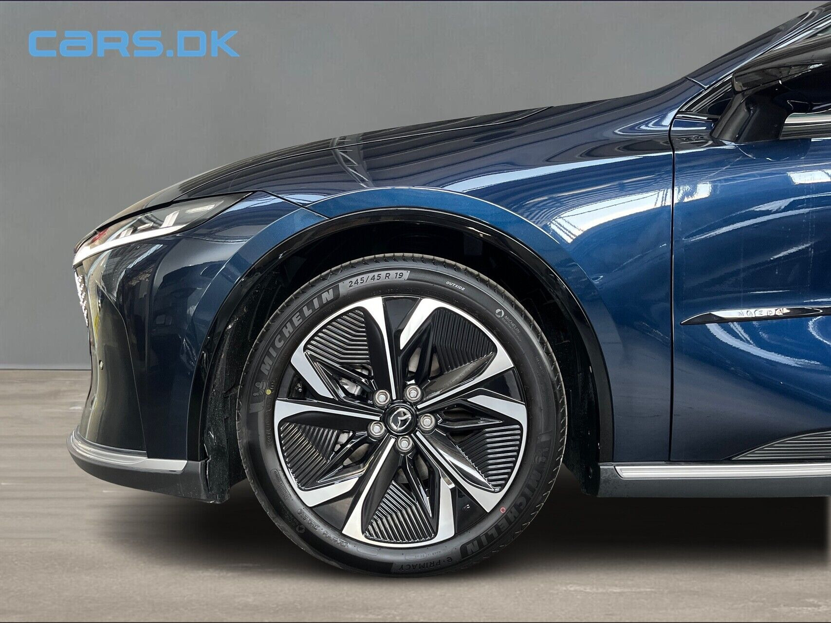 Blå Mazda 6e fra 2026
