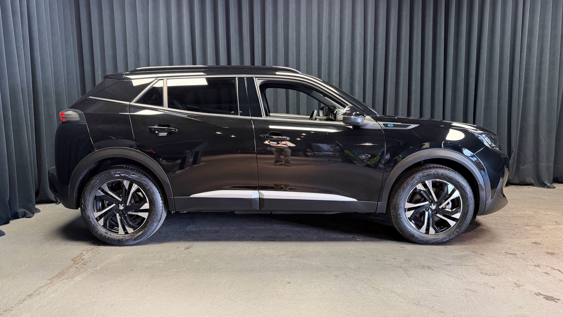 undefined Peugeot e-2008 fra 2023
