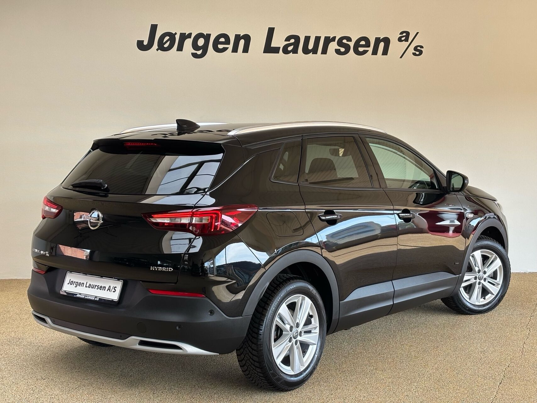 Sort Opel Grandland X fra 2021