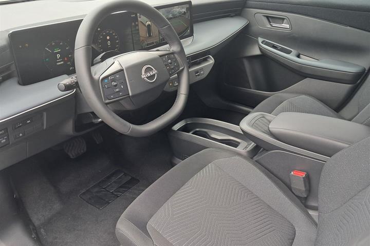 Hvid Nissan Leaf fra 2026