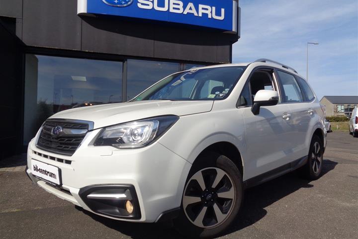 Hvid Subaru Forester fra 2016