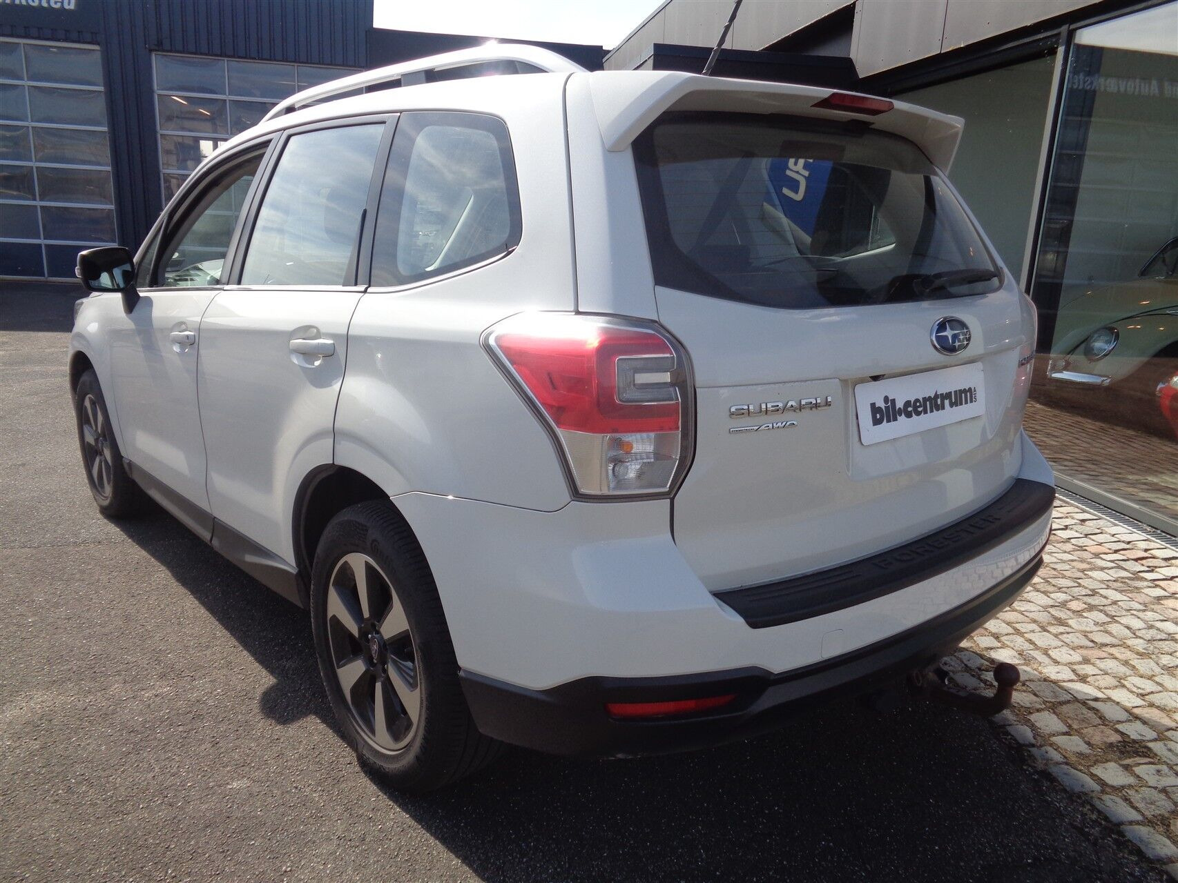 Hvid Subaru Forester fra 2016