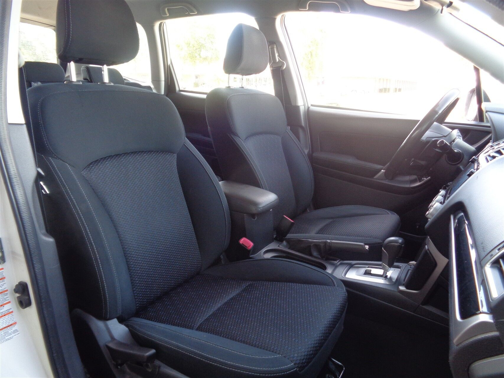 Hvid Subaru Forester fra 2016