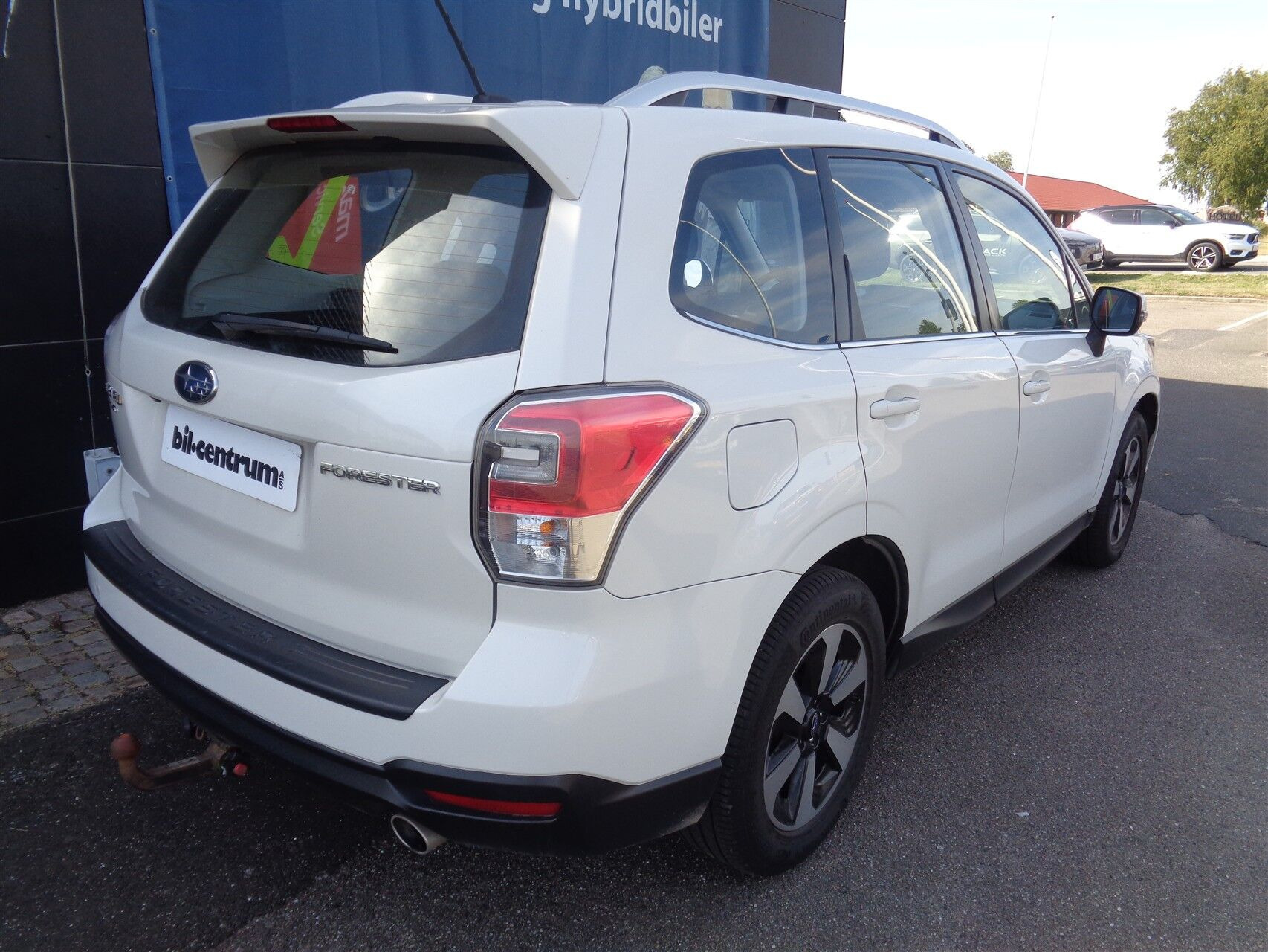 Hvid Subaru Forester fra 2016