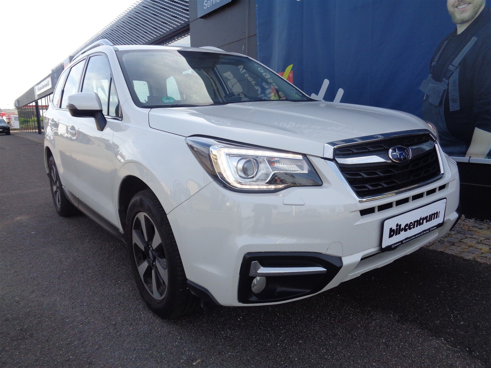 Hvid Subaru Forester fra 2016