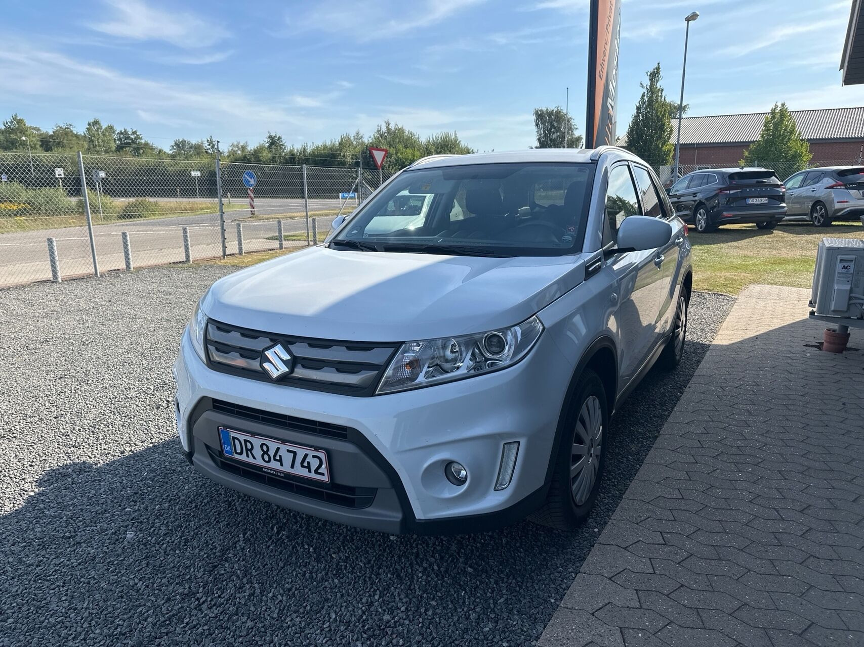 Hvid Suzuki Vitara fra 2017