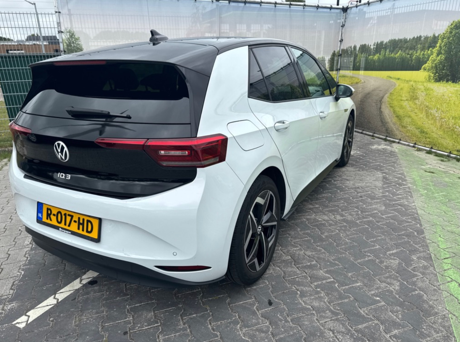 Hvid VW ID.3 fra 2021