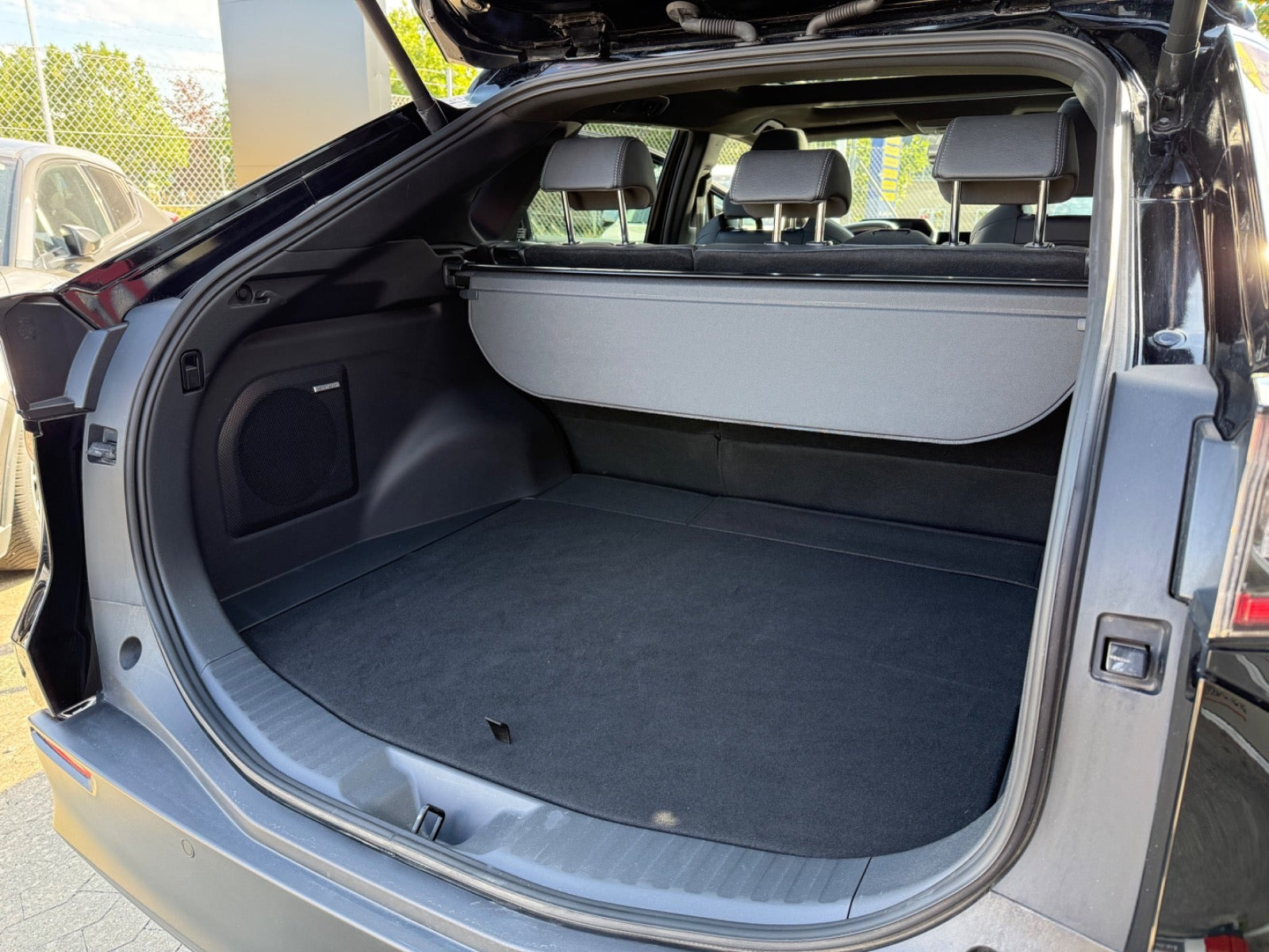 Sort Subaru Solterra fra 2024