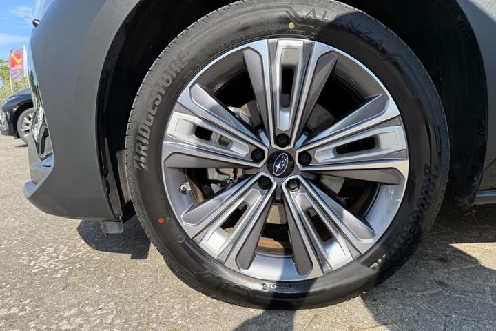 Sort Subaru Solterra fra 2024
