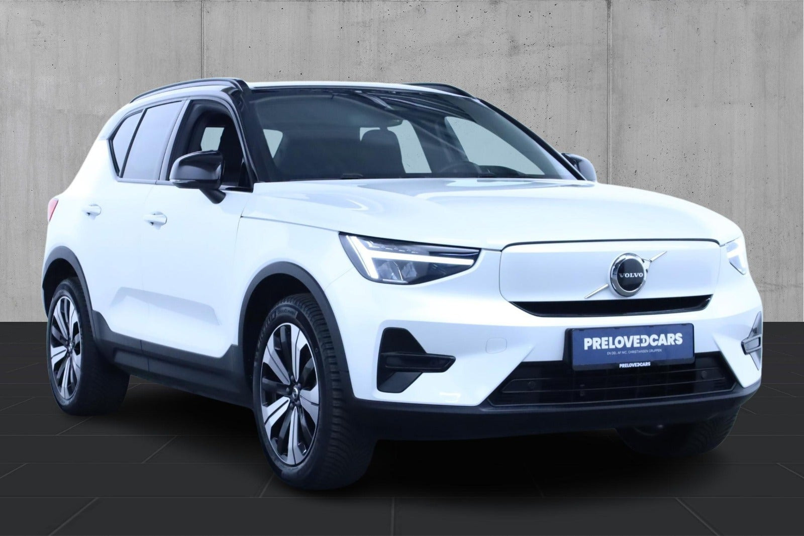 Hvid Volvo XC40 fra 2022