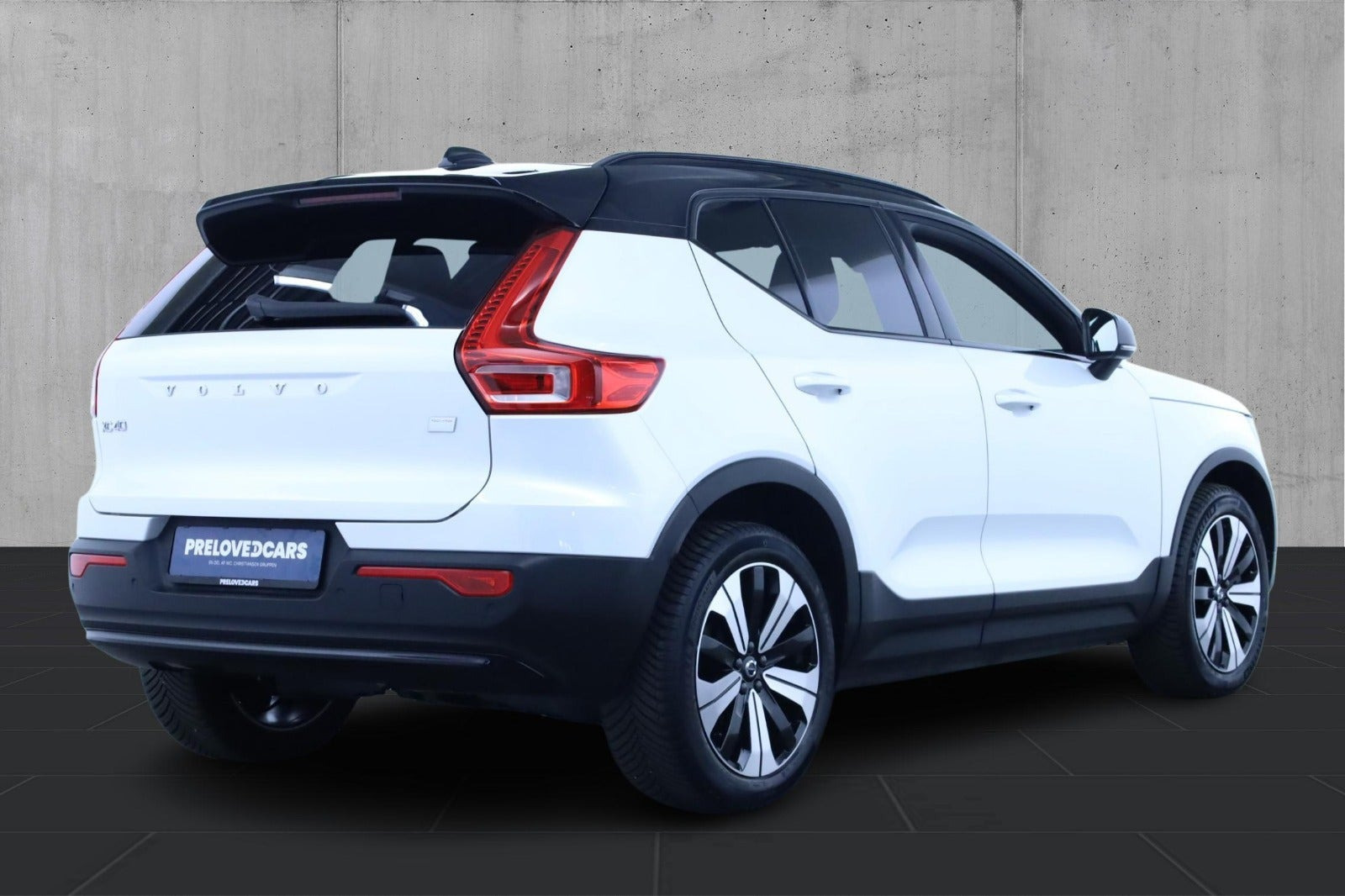 Hvid Volvo XC40 fra 2022