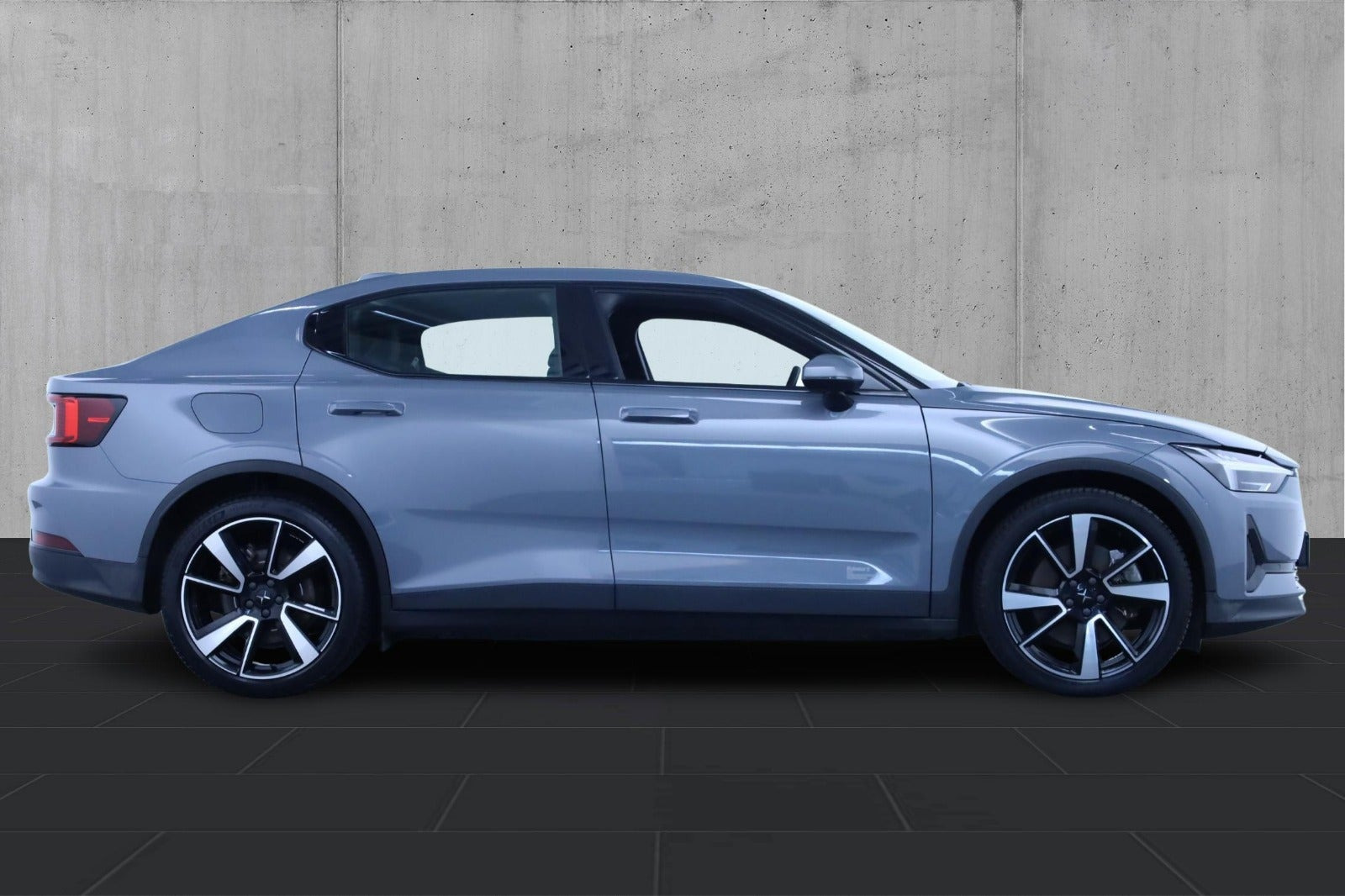 Grå Polestar 2 fra 2023