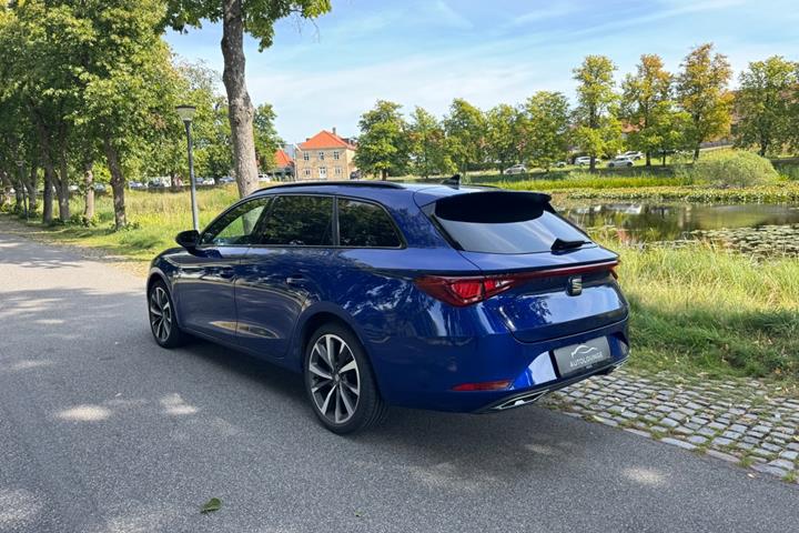 Blå Seat Leon fra 2021