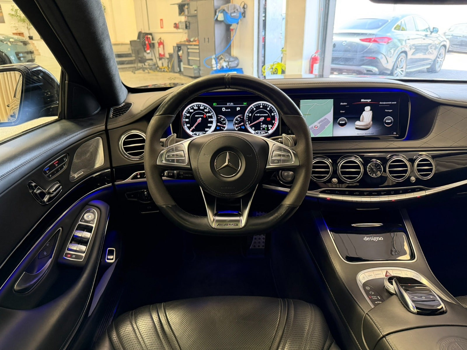 Sort Mercedes S63 fra 2015