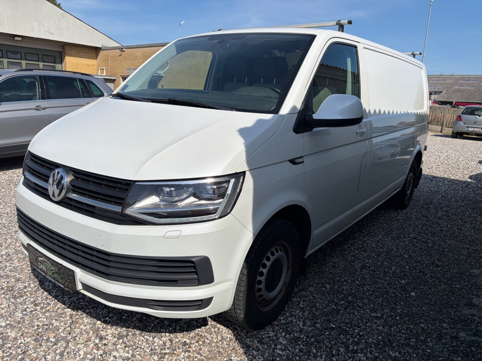 Hvid VW Transporter fra 2017