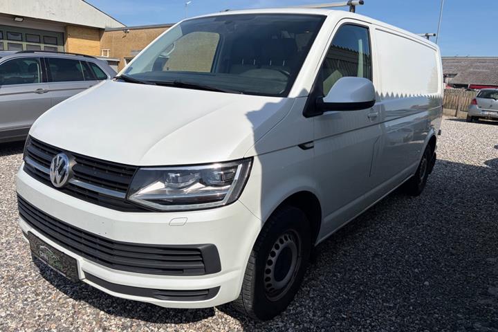 Hvid VW Transporter fra 2017