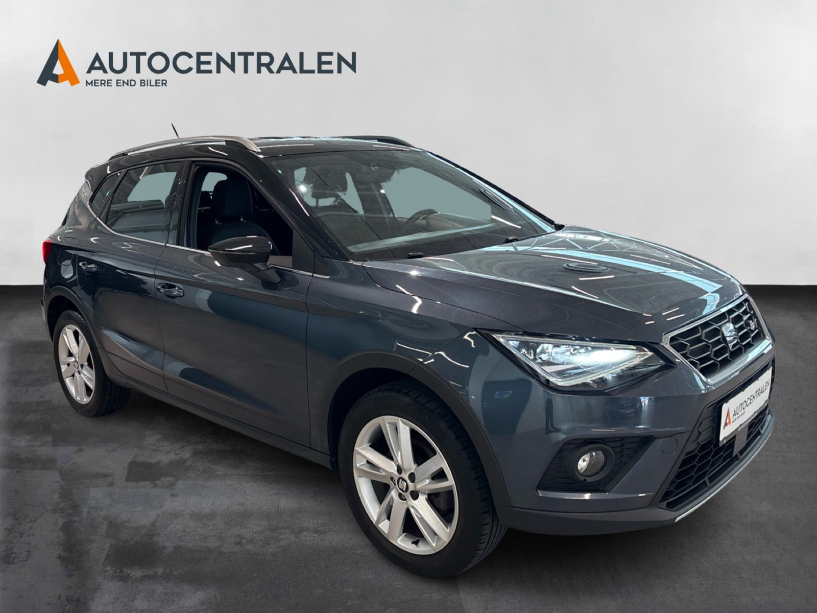 Grå Seat Arona fra 2019