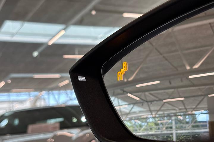 Grå Seat Arona fra 2019