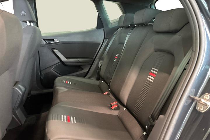 Grå Seat Arona fra 2019