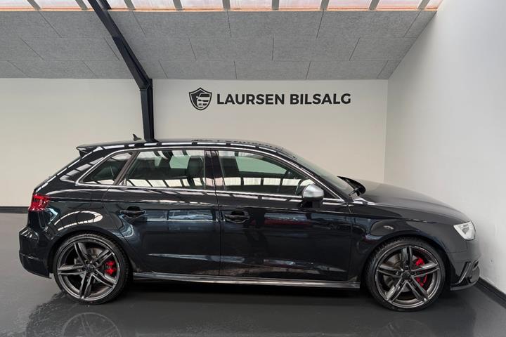 Sort Audi S3 fra 2014