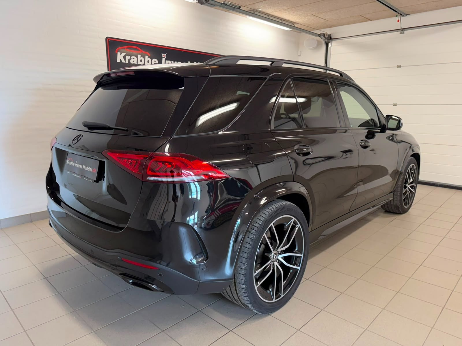Sort Mercedes GLE350 de fra 2023