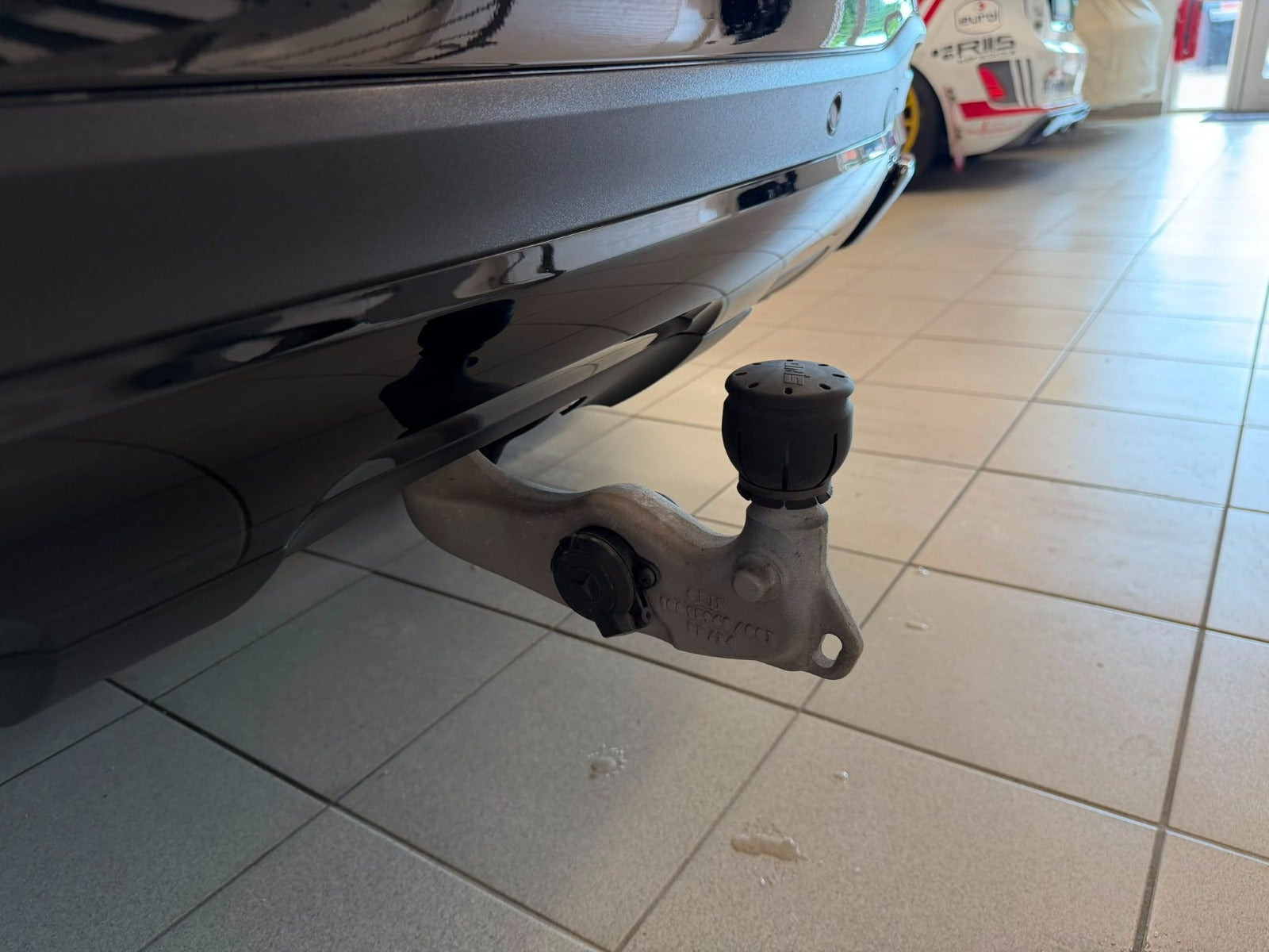 Sort Mercedes GLE350 de fra 2023
