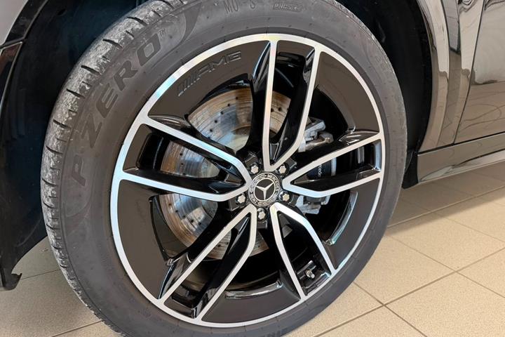 Sort Mercedes GLE350 de fra 2023