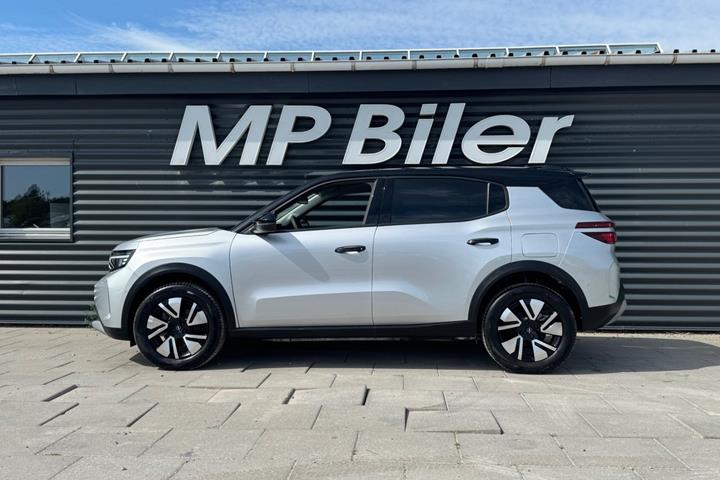 Sølv Opel Frontera fra 2025